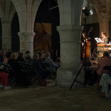 Caracteres Auxerre And Auxerrois Tourist Office