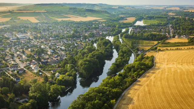 Vue Aerienne De Champs Sur Yonne Bivb Aurelien Ibanez